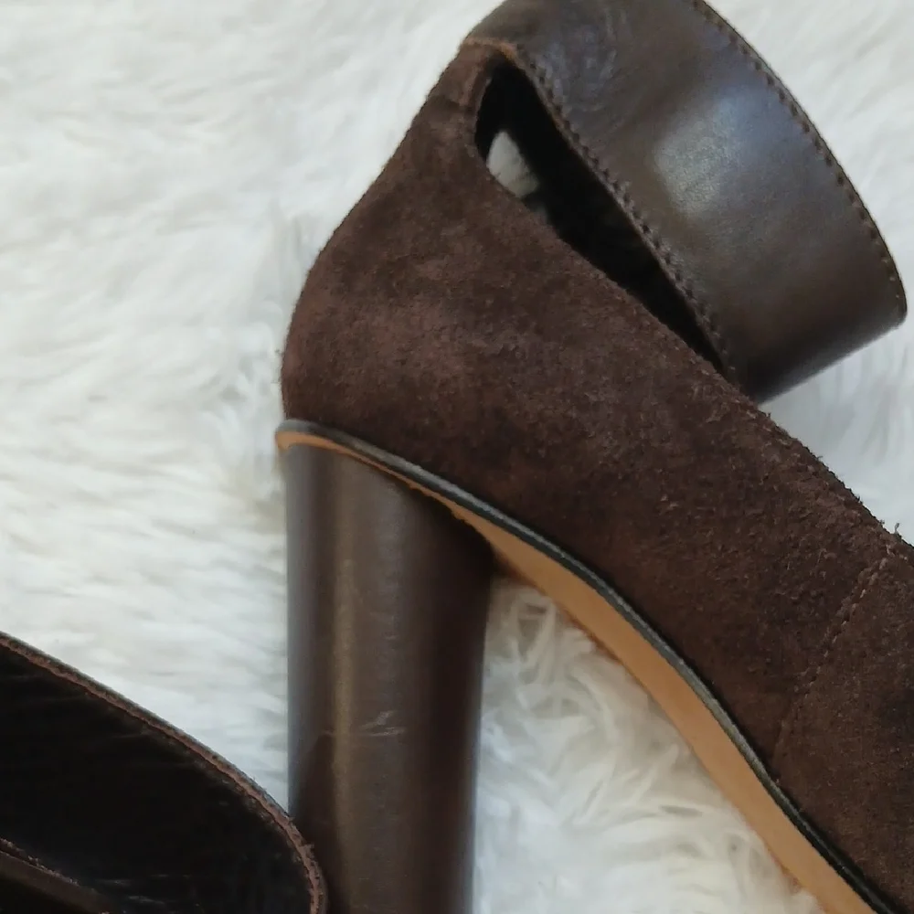 L.L. Bean Dark Brown Women's Ankle Strap‎  Heels Size 6.5 M